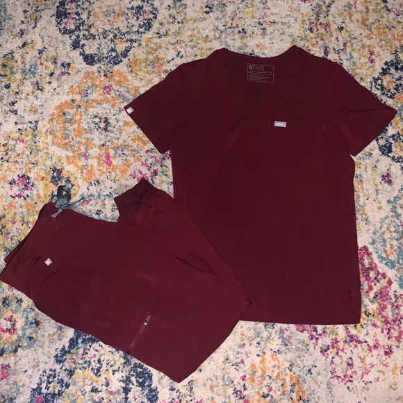 FIGS SCRUBS - Picture 2 of 2